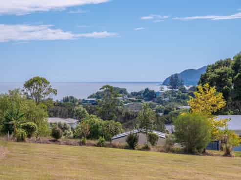 10 Amelie Place, Coopers Beach