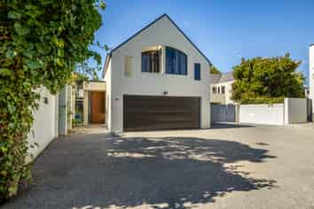 74C Glandovey Road, Fendalton