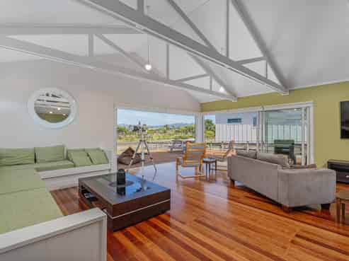 602 Matarangi Drive, Matarangi