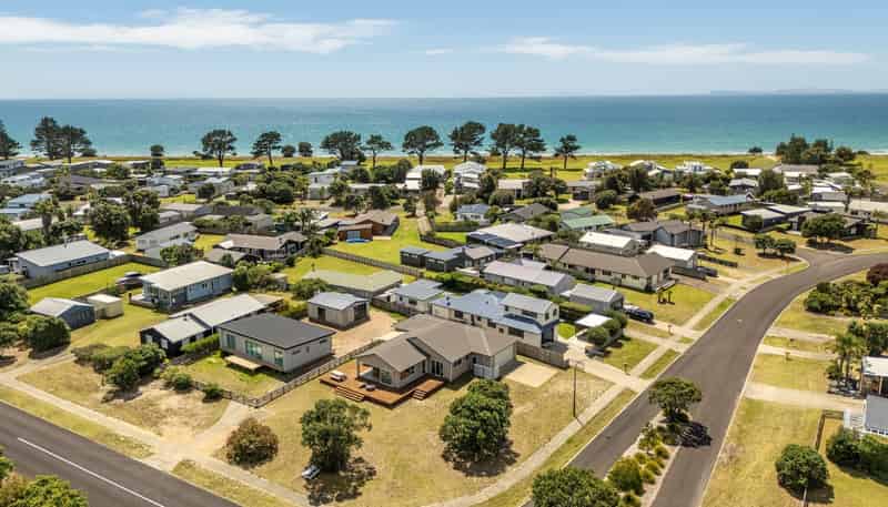 602 Matarangi Drive, Matarangi