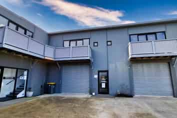 Immaculate 75sqm office, Silverdale