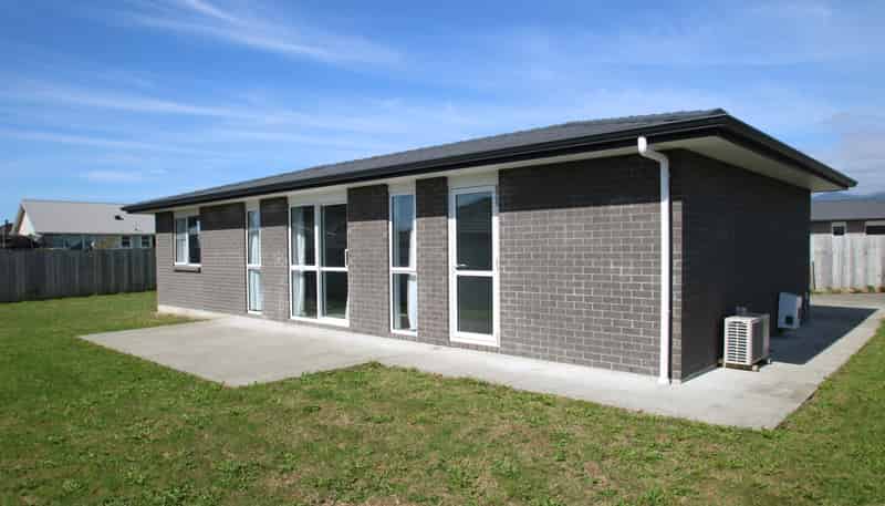 92 Hinemoa Street, Levin