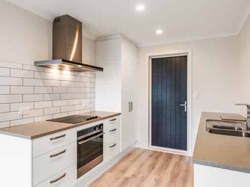 92 Hinemoa Street, Levin