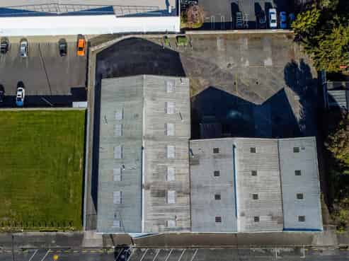 Prime warehouse for lease