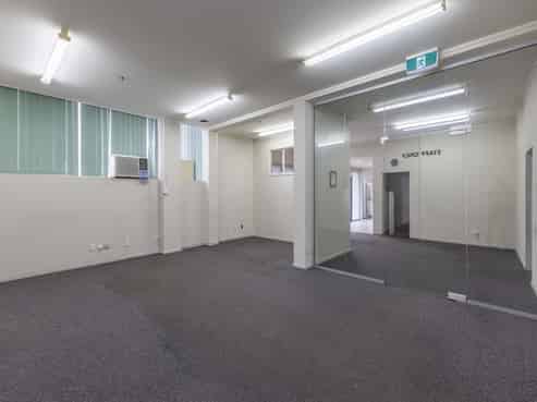 Prime warehouse for lease