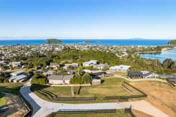 409 The Drive, Whangamata