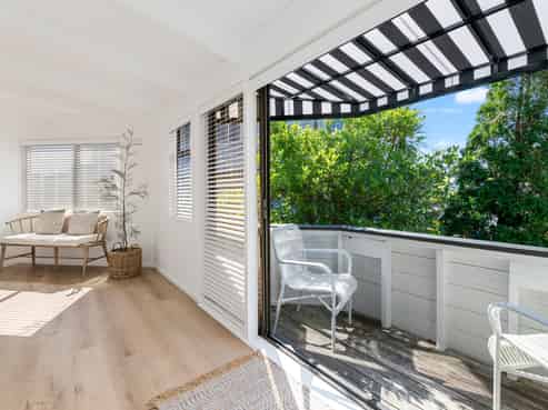 19 Zita Avenue, Matakatia
