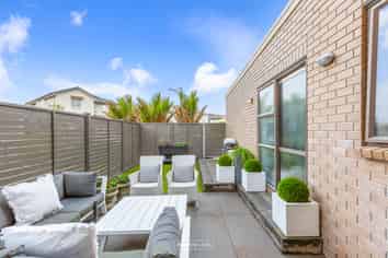 76 Tihi Street, Stonefields