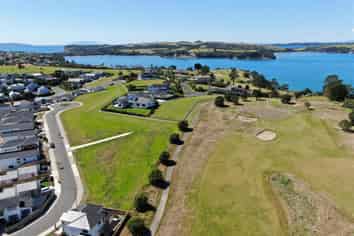  32 Whale Bay Rise, Gulf Harbour