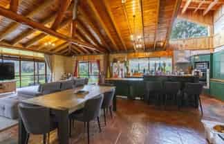 872 Pourerere Road, Omakere