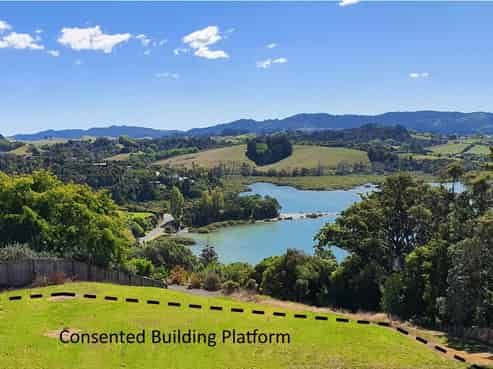 16 Kanuka Road, Sandspit