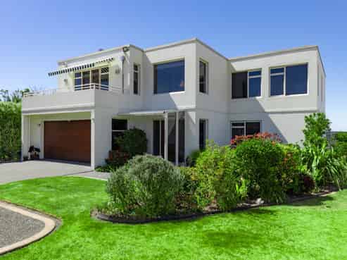 10 Rua One Place, Whakatiwai