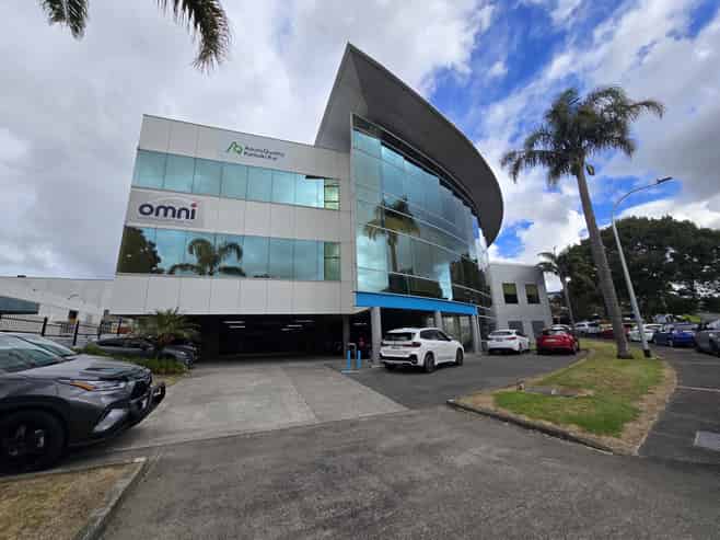 227sqm office at Pacific Rise, Mt Wellington