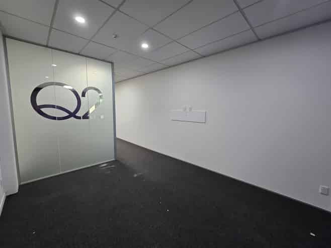 227sqm office at Pacific Rise, Mt Wellington