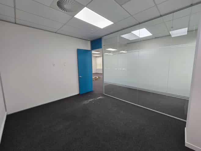 227sqm office at Pacific Rise, Mt Wellington
