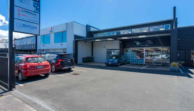 353 New North Road, Kingsland