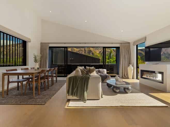 2/4 Pritchard Place, Arrowtown