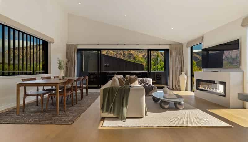 2/4 Pritchard Place, Arrowtown