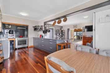 3 Pohutukawa Avenue, Kaiaua