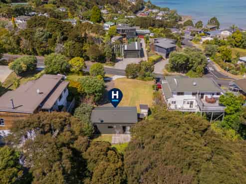 44 Centennial Drive, Whitianga