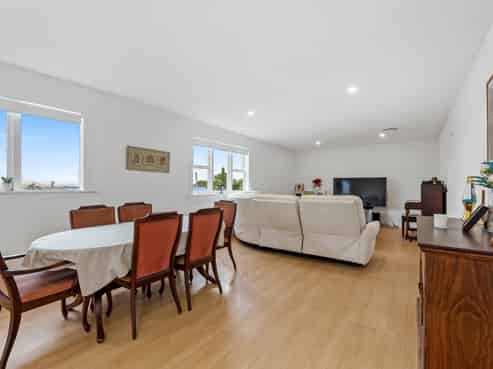 33 Karaka Street, Helensville