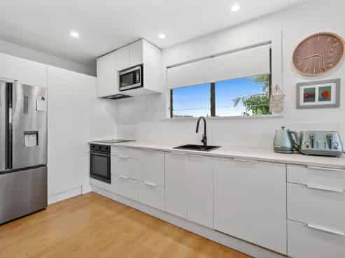 33 Karaka Street, Helensville