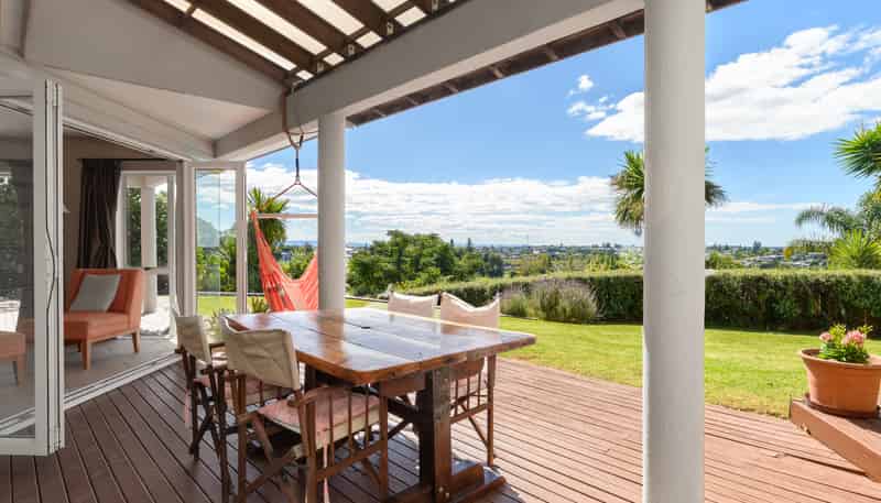 78 Little John Drive, Bellevue