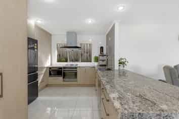 3 Fairchild Avenue, Goodwood Heights