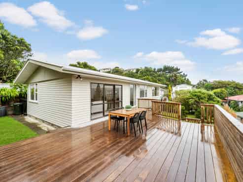 83 Beazley Avenue, Paparangi
