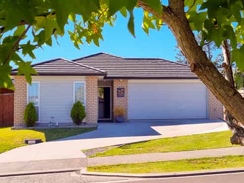 5 Minerva Avenue, Helensville