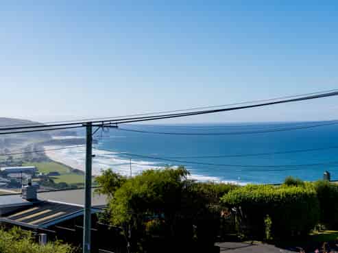 61B Earls Road, Saint Clair