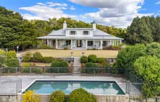 38 Kaipara View Road, Helensville