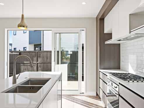 17 Resnik Crescent , Huapai