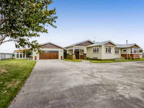 11 Witiora Road, Opunake
