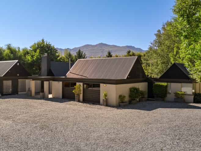 208 Lower Shotover Road, Dalefield