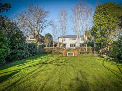 113 Leinster Road, Strowan