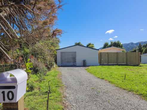 10 Carroll Street, Runanga