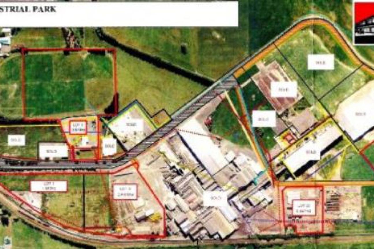 Bare industrial land for sale - Görünüm 2