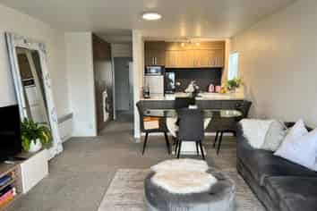 1/3 Birdwood Cres , Parnell