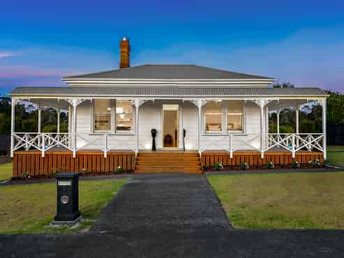 5 Burnside Court, Rosedale