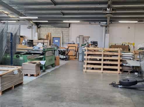 High profile warehouse