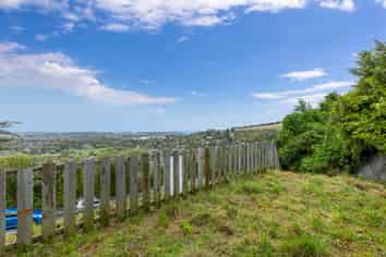 91 Aotea Terrace, Huntsbury