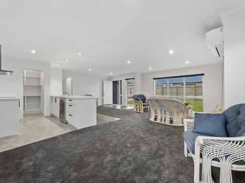 4A Carrick Robertson Place, Waihi