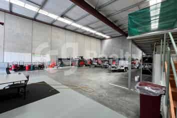 Prime Warehouse For Lease, Manukau City, 411sqm