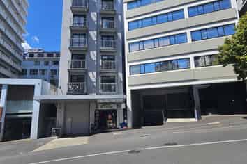 COMMERCIAL RETAIL FOR SALE