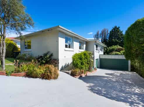 37 Duckworth Street, Andersons Bay