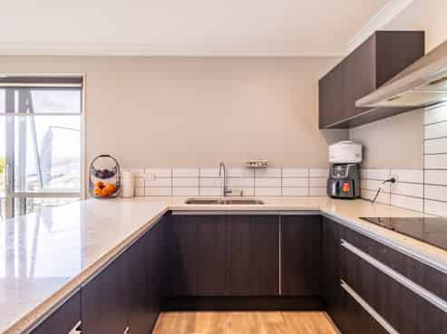 31 Percy Kinsman Crescent, Riverstone Terraces
