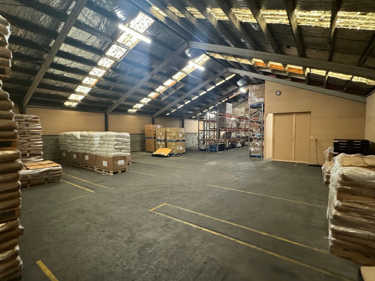 Affordable 471sq m Warehouse with Yard - 5. nézet
