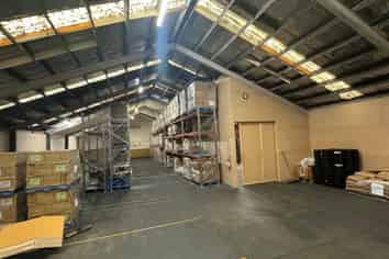 Affordable 471sq m Warehouse with Yard