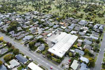 Affordable 308sq m Warehouse 